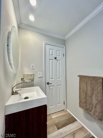 157 W Glen Rd, Denville Twp., NJ 07834