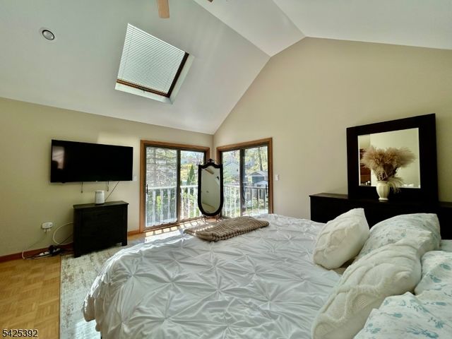 157 W Glen Rd, Denville Twp., NJ 07834