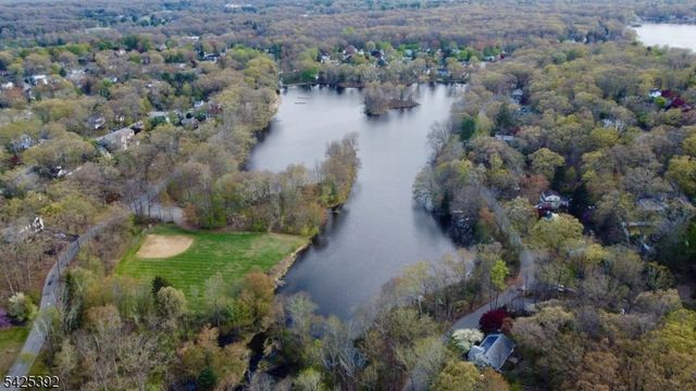 157 W Glen Rd, Denville Twp., NJ 07834
