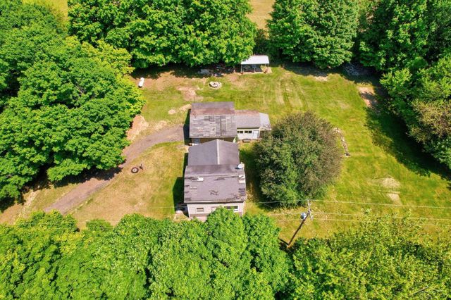 5400 Sister Lake Road, Columbiaville, MI 48421