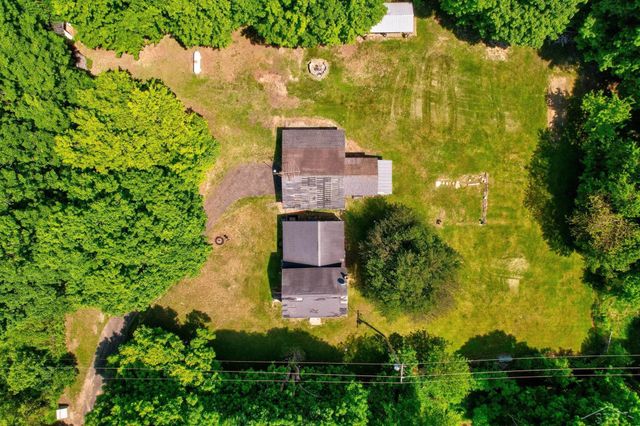 5400 Sister Lake Road, Columbiaville, MI 48421