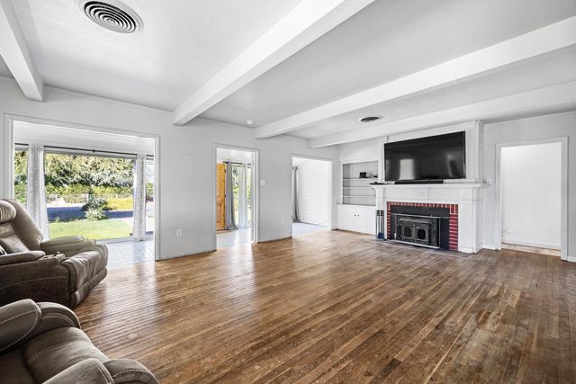 23405 328th Avenue, Woodlake, CA 93286