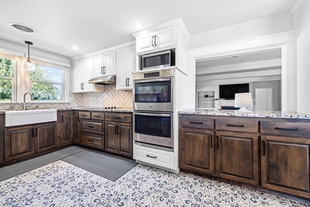 23405 328th Avenue, Woodlake, CA 93286