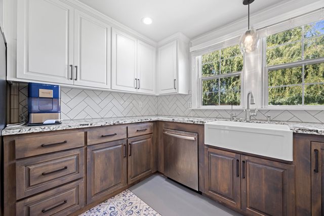 23405 328th Avenue, Woodlake, CA 93286