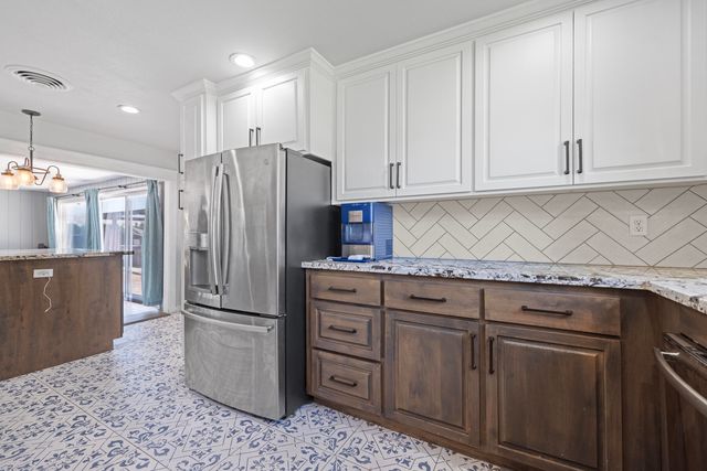 23405 328th Avenue, Woodlake, CA 93286