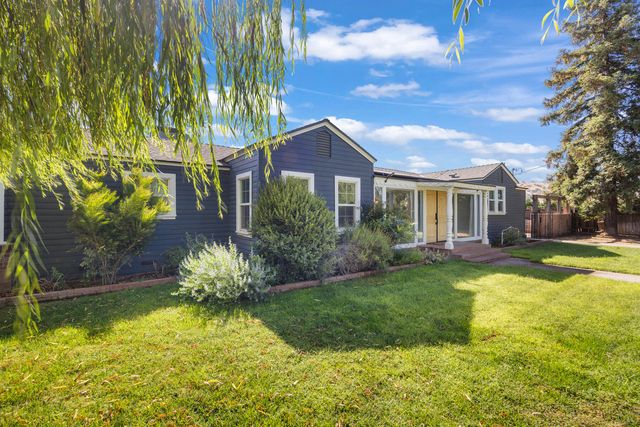 23405 328th Avenue, Woodlake, CA 93286