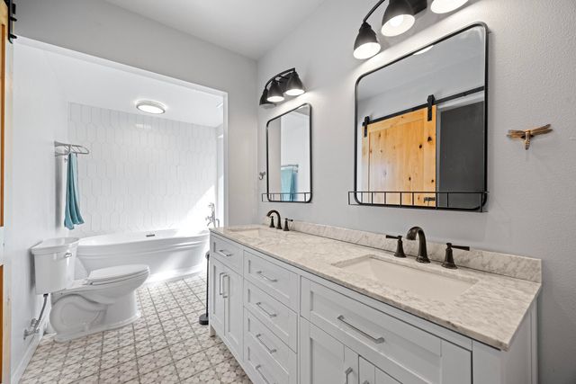 23405 328th Avenue, Woodlake, CA 93286