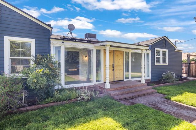 23405 328th Avenue, Woodlake, CA 93286