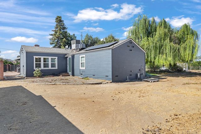 23405 328th Avenue, Woodlake, CA 93286