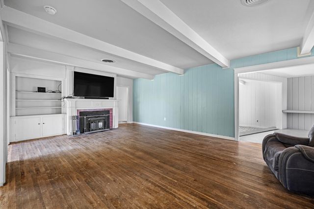 23405 328th Avenue, Woodlake, CA 93286