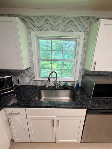 1025 Rocksprings Street, Forest Park, GA 30297