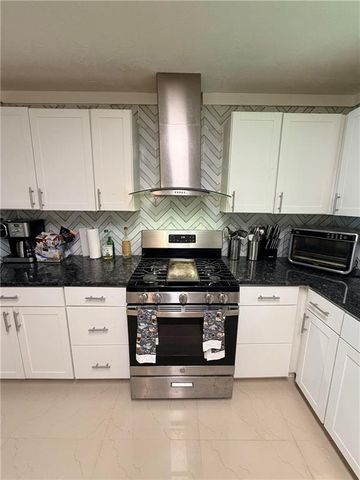 1025 Rocksprings Street, Forest Park, GA 30297
