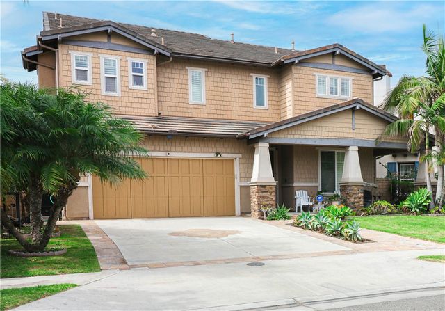 2850 N Stone Pine, Santa Ana, CA 92706