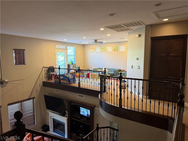 7037 Twin Forks Peak Street, Las Vegas, NV 89166
