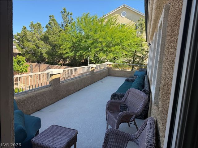 7037 Twin Forks Peak Street, Las Vegas, NV 89166