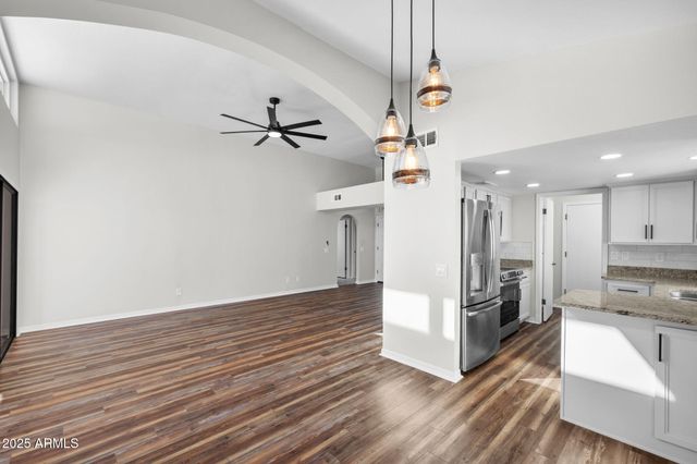 10625 E NAVAJO Place, Sun Lakes, AZ 85248