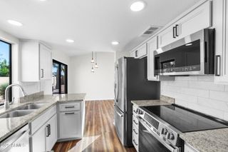 10625 E NAVAJO Place, Sun Lakes, AZ 85248