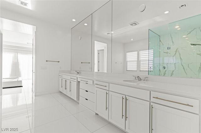 12143 Dorada Coast Avenue, Las Vegas, NV 89138