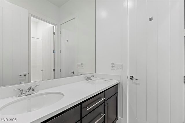 12143 Dorada Coast Avenue, Las Vegas, NV 89138