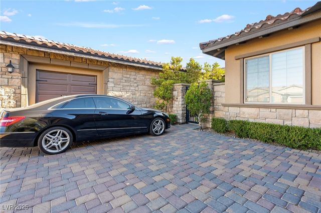 12143 Dorada Coast Avenue, Las Vegas, NV 89138