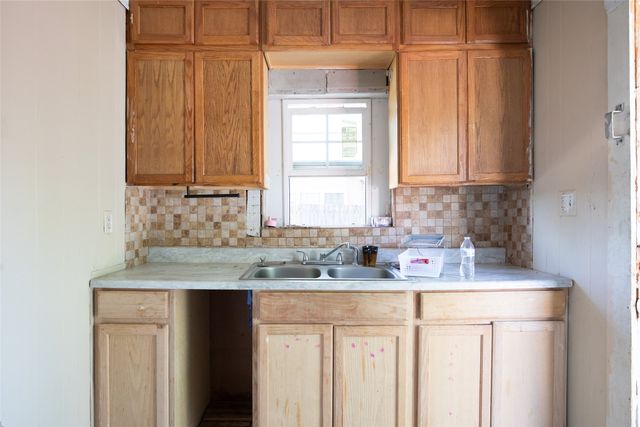 1434 S 11th Street, Abilene, TX 79602