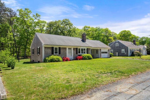 43 Cogswell Path, West Yarmouth, MA 02673
