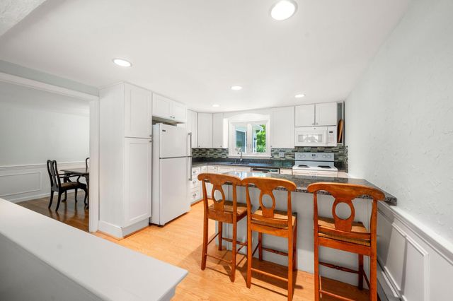 43 Cogswell Path, West Yarmouth, MA 02673