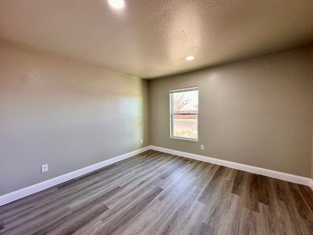 1012 W 26th St, Odessa, TX 79763