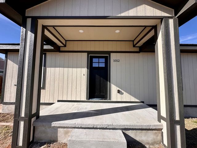 1012 W 26th St, Odessa, TX 79763