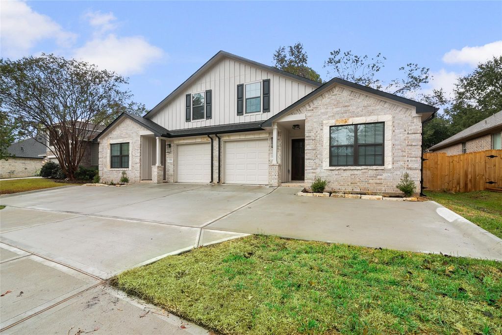 13018 Walden Road A, Montgomery, TX 77356