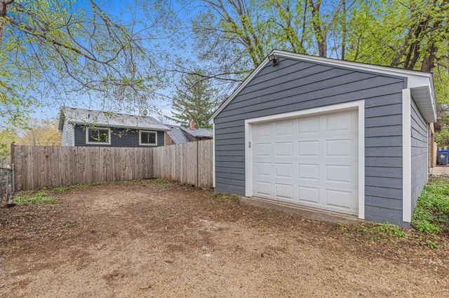 453 Pascal Street S, Saint Paul, MN 55105