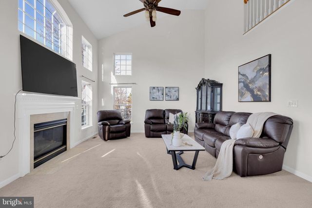 8304 TENBROOK DR, Gainesville, VA 20155