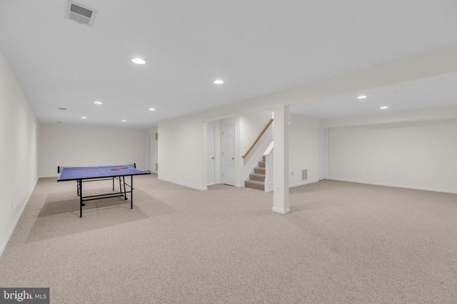 8304 TENBROOK DR, Gainesville, VA 20155