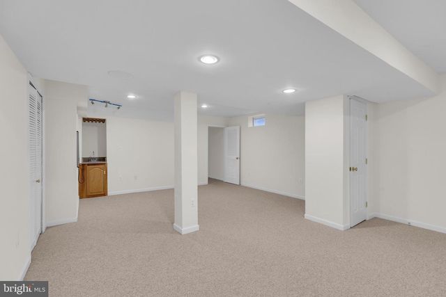 8304 TENBROOK DR, Gainesville, VA 20155