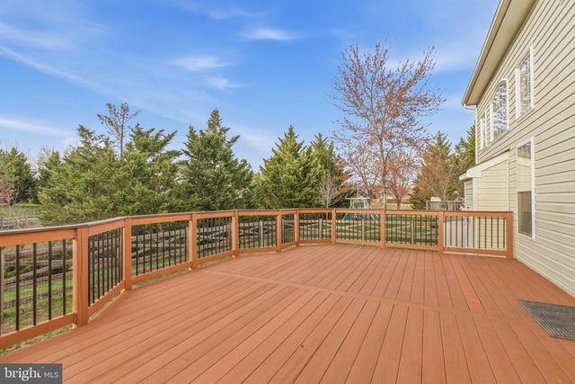 8304 TENBROOK DR, Gainesville, VA 20155