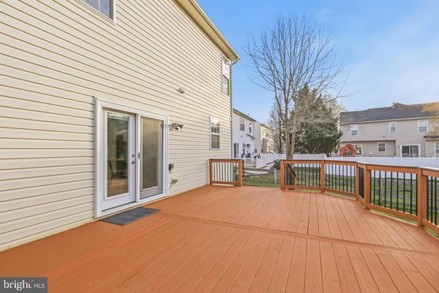 8304 TENBROOK DR, Gainesville, VA 20155