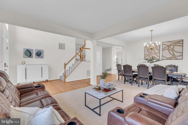 8304 TENBROOK DR, Gainesville, VA 20155