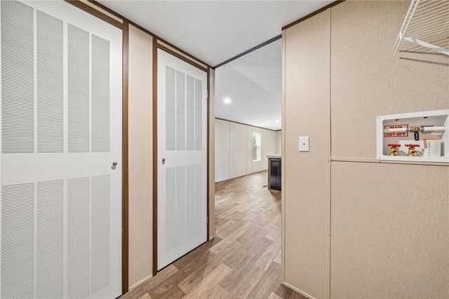 125 Laurel View Dr, Bullskin Twp, PA 15666