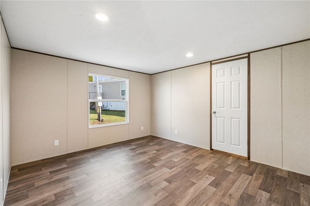 125 Laurel View Dr, Bullskin Twp, PA 15666