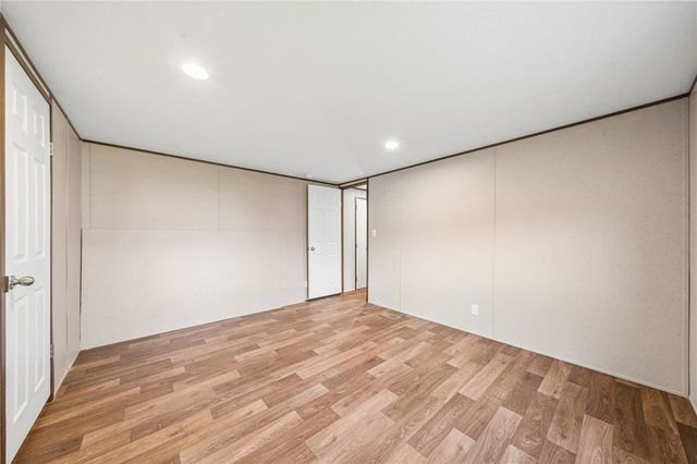 125 Laurel View Dr, Bullskin Twp, PA 15666