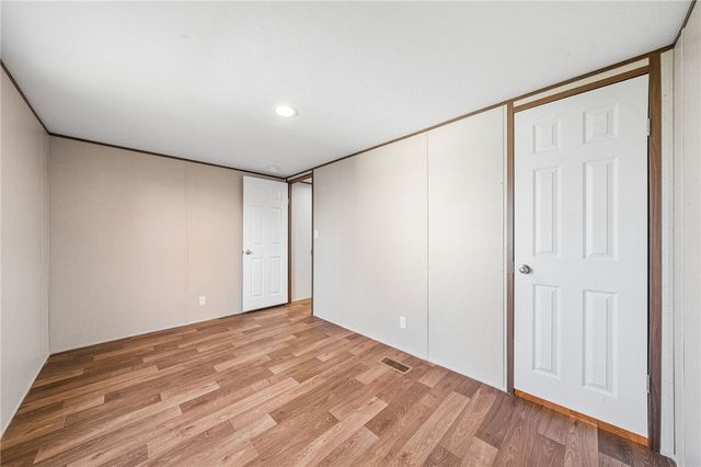 125 Laurel View Dr, Bullskin Twp, PA 15666