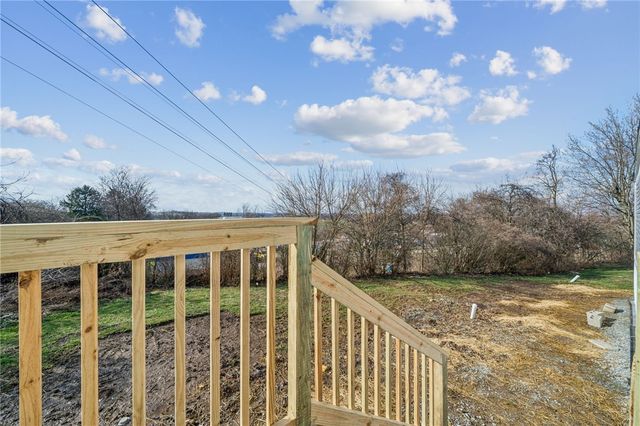 125 Laurel View Dr, Bullskin Twp, PA 15666