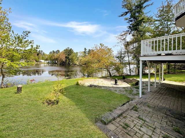 8 Dulcies Pt Rd, Kingston, NH 03848