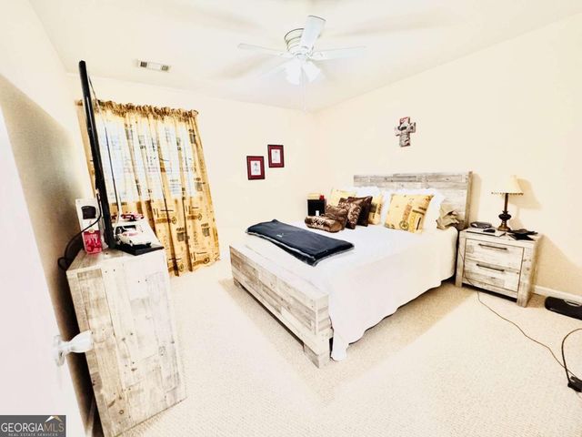 1216 St James Place, Loganville, GA 30052
