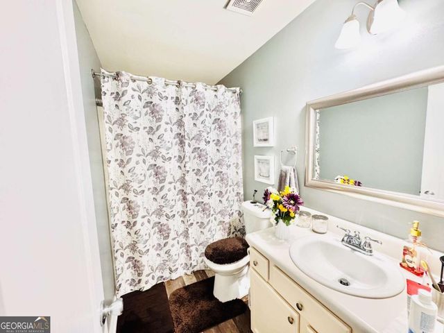 1216 St James Place, Loganville, GA 30052