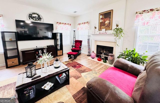 1216 St James Place, Loganville, GA 30052