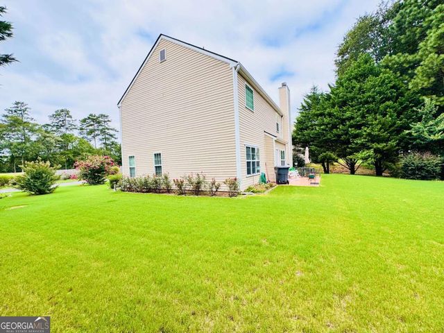 1216 St James Place, Loganville, GA 30052