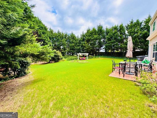 1216 St James Place, Loganville, GA 30052