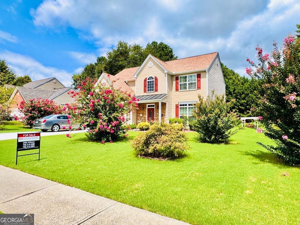 1216 St James Place, Loganville, GA 30052