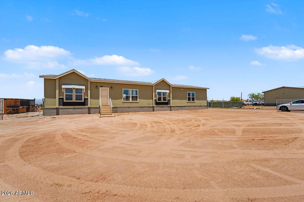 20318 W ARLINGTON Road, Buckeye, AZ 85326 — photo 3